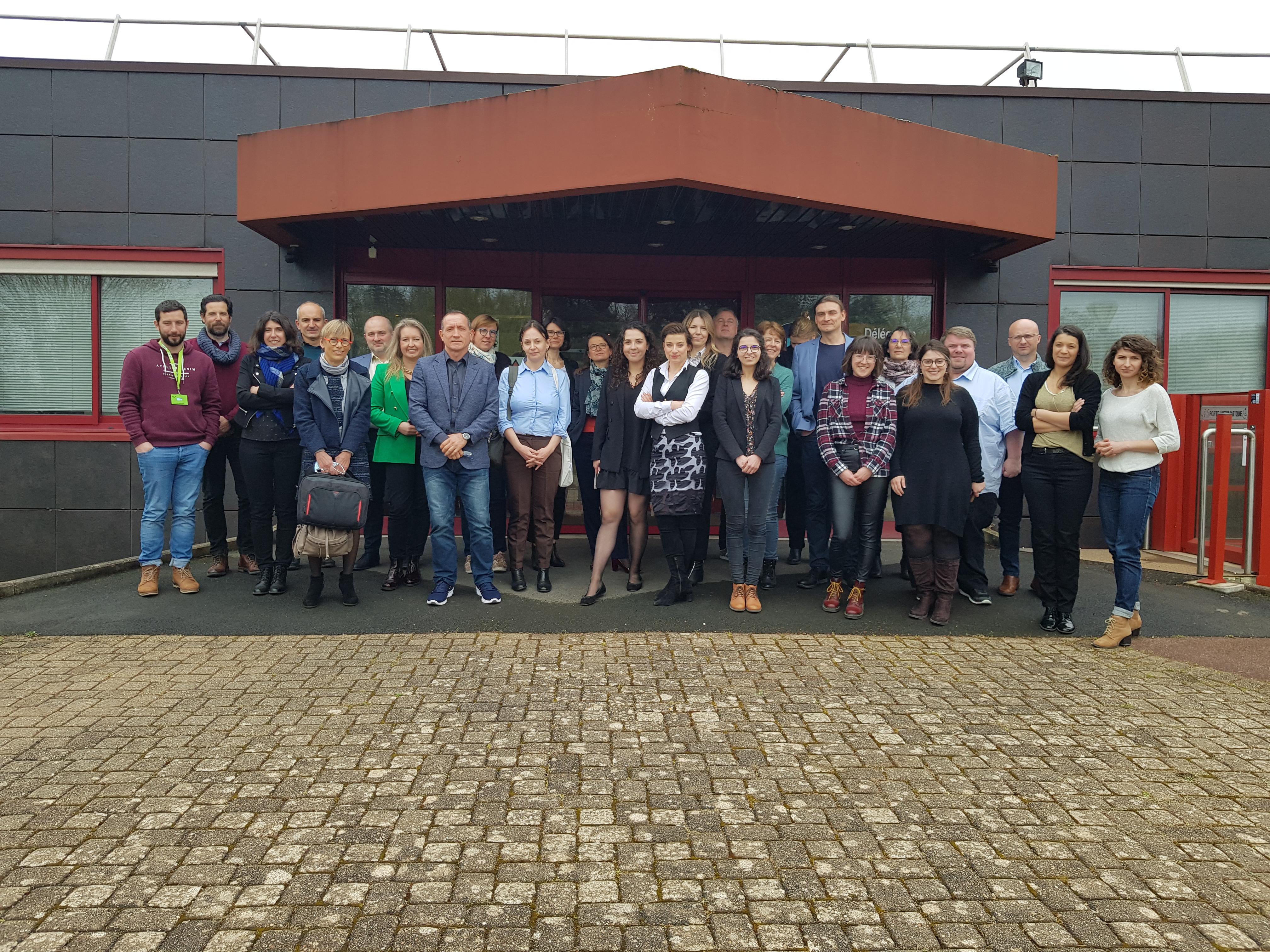 CONNECTING LUBELSKIE &  CENTRE-VAL DE LOIRE'S  COSMETICS EXPERTISES 