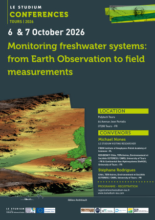 Monitoring freshwater systems: from Earth Observation to field measurements