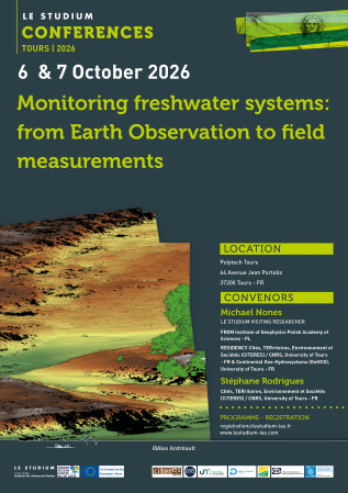 Monitoring freshwater systems: from Earth Observation to field measurements